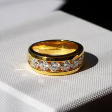 Load image into Gallery viewer, Gold Men’s Wedding Band with Moissanite