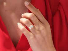 Load image into Gallery viewer, Emerald &amp; Pear Moissanite Toi et Moi Ring | Silver, K Gold, &amp; Platinum