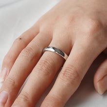 Load image into Gallery viewer, Unisex Dome Engagement Ring Band