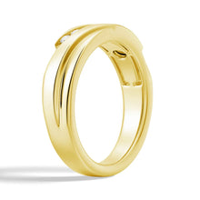 Load image into Gallery viewer, Classic Moissanite Ring in Yellow Gold