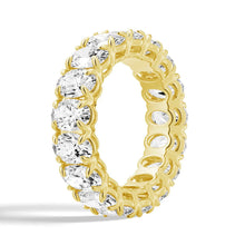 Load image into Gallery viewer, Comfort Fit Oval Moissanite Ring