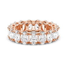 Load image into Gallery viewer, Bold and Sparkling Moissanite Band