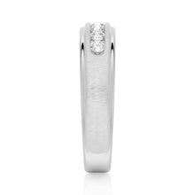 Load image into Gallery viewer, Masculine Channel Wedding Band