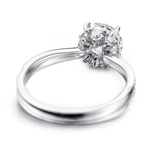 Load image into Gallery viewer, Elegant Round Cut Moissanite Ring