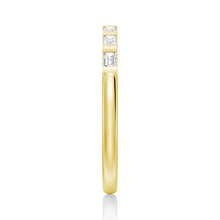 Load image into Gallery viewer, Minimalist Moissanite Tension Band Design