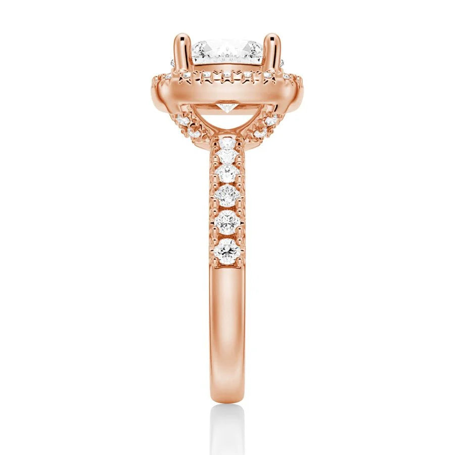 Round Halo Ring for Proposal Moment