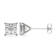 Load image into Gallery viewer, classic moissanite studs  