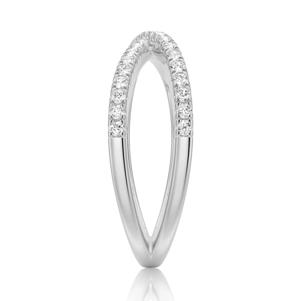Graceful Twisted Wedding Ring