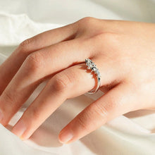 Load image into Gallery viewer, Elegant 7-Stone Crown Tiara Ring Closeup
