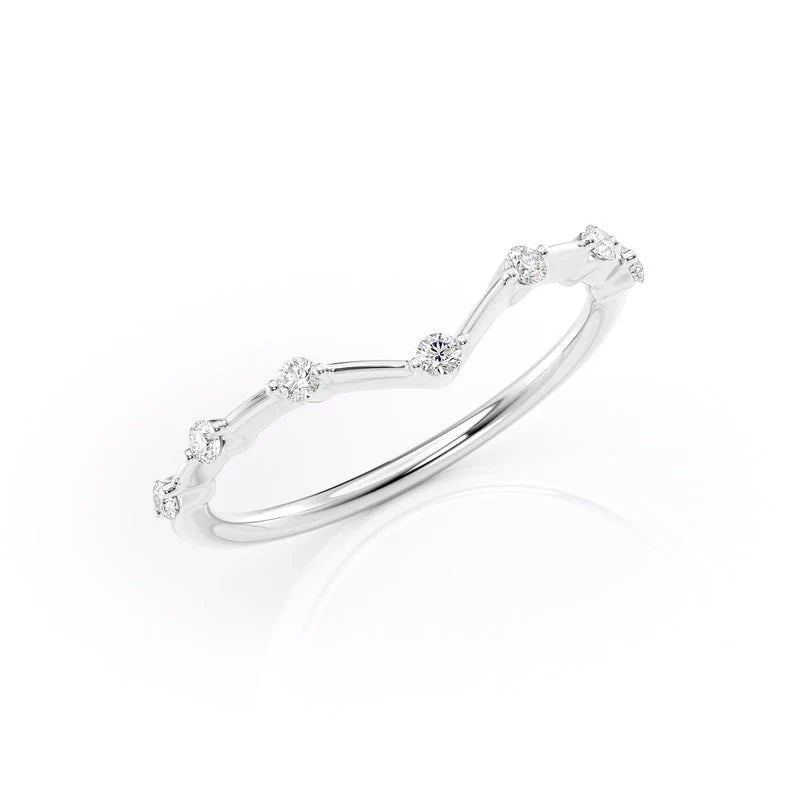 Elegant Curved Wedding Band Design