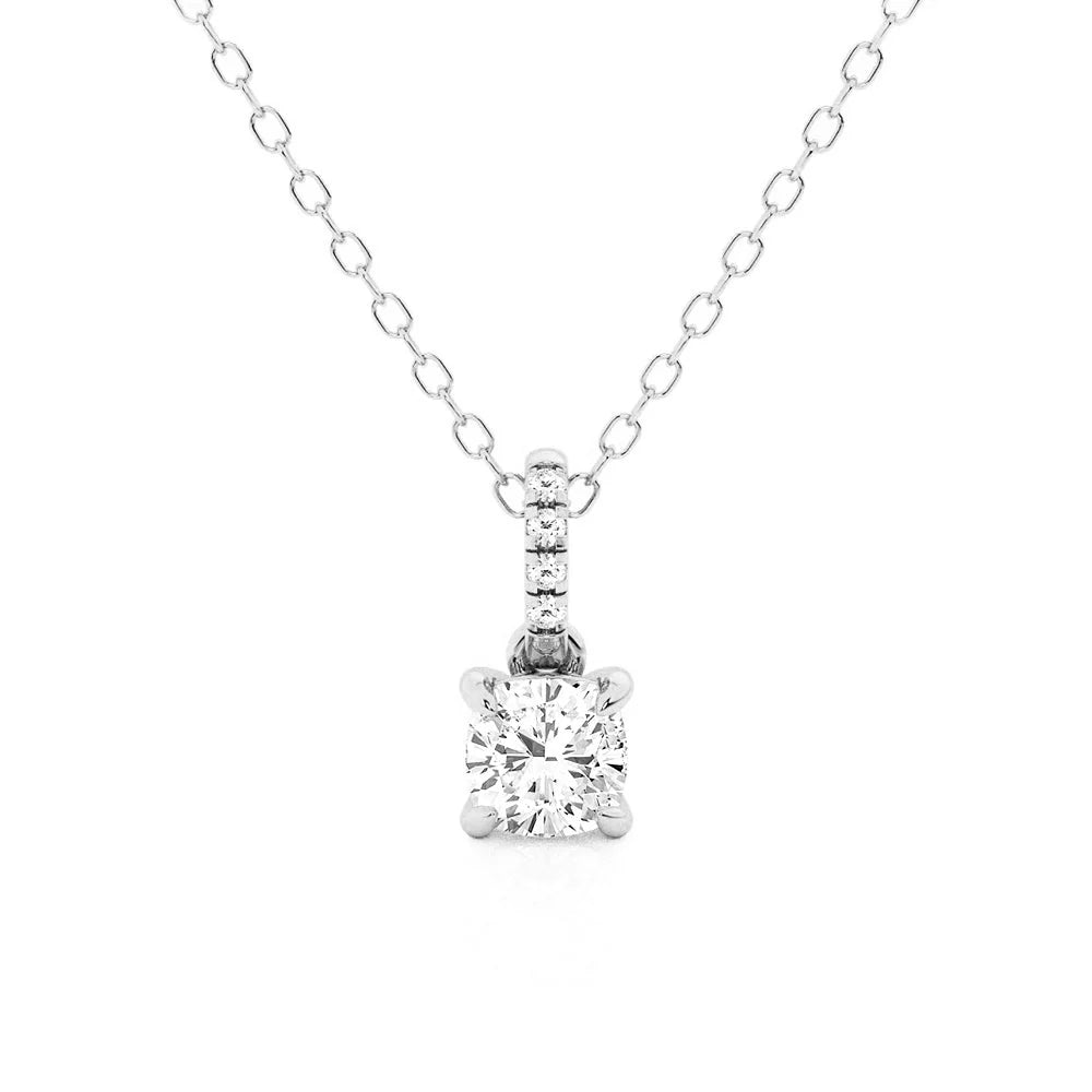 cushion cut moissanite  
