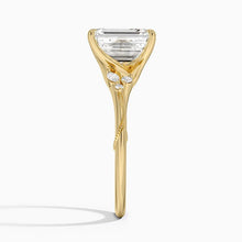 Load image into Gallery viewer, Elegant 2 Ct Moissanite Ring in Gold