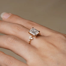 Load image into Gallery viewer, Side View of Classic Solitaire Moissanite Ring
