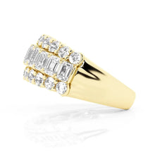 Load image into Gallery viewer, Emerald and Round Bridal Band