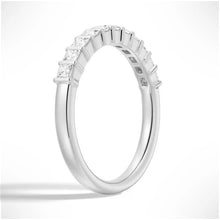 Load image into Gallery viewer, Elegant Princess Cut Ring Design