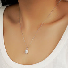 Load image into Gallery viewer, halo moissanite pendant  