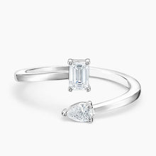 Load image into Gallery viewer, Pear and Emerald Moissanite Engagement Ring