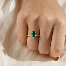 Load image into Gallery viewer, Vintage Inspired Moissanite Engagement Band