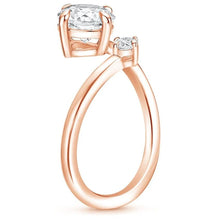 Load image into Gallery viewer, 1 Ct Cushion Moissanite Ring Detail