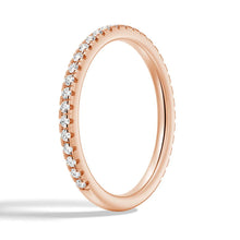 Load image into Gallery viewer, Elegant Round Moissanite Wedding Ring