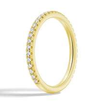 Load image into Gallery viewer, Dazzling Round Cut Moissanite Ring