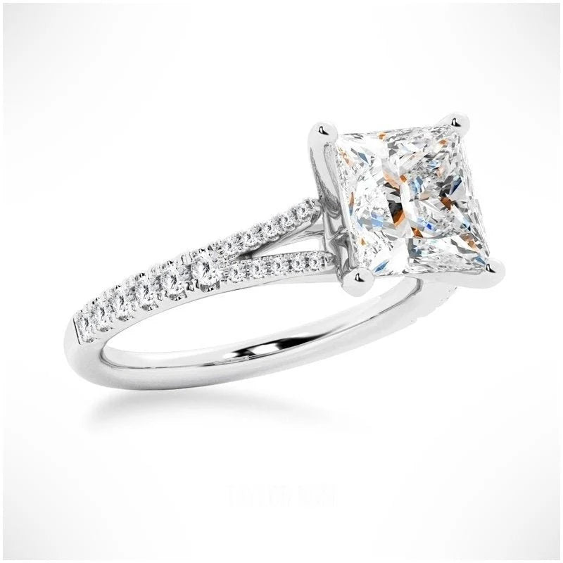 Unique Moissanite Engagement Ring in 18K Gold
