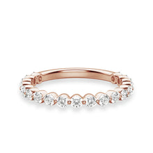 Load image into Gallery viewer, Elegant Shared Prong Moissanite Band