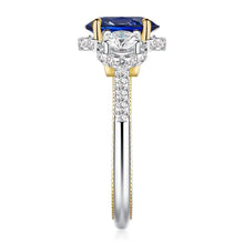 Load image into Gallery viewer, Vintage Two-Tone Moissanite Ring